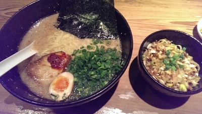 「塩ラーメン、大盛り、Cセット」@横濱家 鶴川店の写真