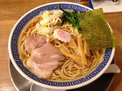 「中華そば （中盛、590円）」@舎鈴 丸の内店の写真