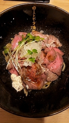「ローストビーフ油そば」@ローストビーフ油そば ビーストの写真