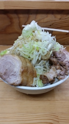 「ラーメン中全マシ」@ハイマウントの写真