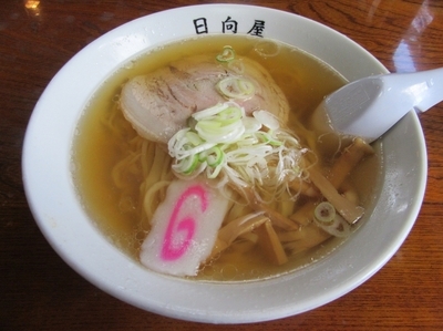 「ラーメン（６００円）」@青竹手打ちラーメン 日向屋の写真