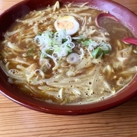 カレーラーメン大盛＋ゆで卵＋餃子