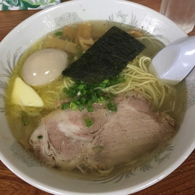 「塩バターラーメン 煮卵」@伊達屋の写真