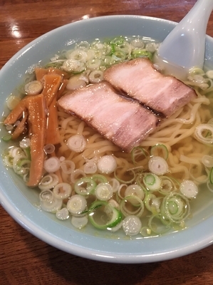 「醤油ラーメン」@丸信ラーメン 駅前店の写真