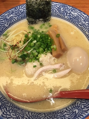 「味玉鶏塩濃厚らーめん」@赤坂麺処 友の写真