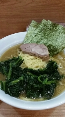 「ラーメン ほうれん草」@横浜家系  おか家の写真