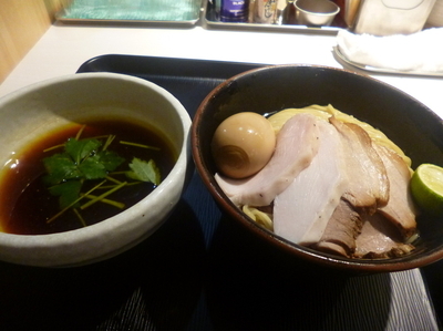 「【限定】 特製 あっさり淡麗鶏つけ麺」@煮干し中華そば 一燈の写真