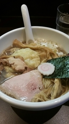 「ワンタン煮干しそば」@おおぜき中華そば店の写真