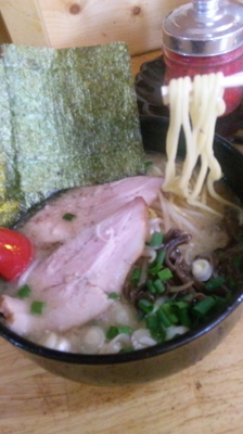 「塩豚骨（並）¥700」@パワー軒の写真