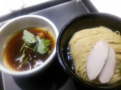 「【限定】あっさり淡麗鶏つけ麺800円」@煮干し中華そば 一燈の写真