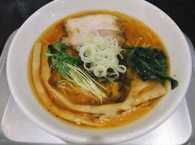 「辛しおらーめん（700円）」@半チャンラーメン たまぞう 下柚木店の写真