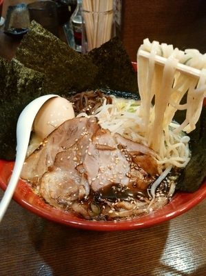 「特製焦がし塩ラーメン980円」@中華そば うづまきの写真