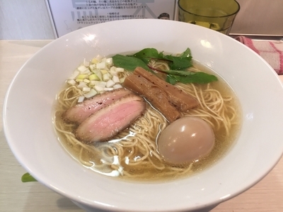 「味玉塩そば」@蔦の葉の写真