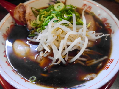 「中華そば（並） 硬め」@新福菜館 麻布十番店の写真