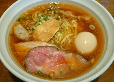 「あっさり魚出汁エビ風味（醤油） 700円＋味玉、チャーシュー」@はりけんラーメンの写真