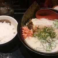 平日限定　ラーメン　500円　無料ライス