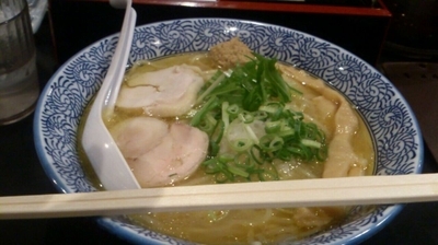 「比内地鶏白湯そば あっさり」@濃厚鶏そば 麺屋 武一 横浜関内店の写真