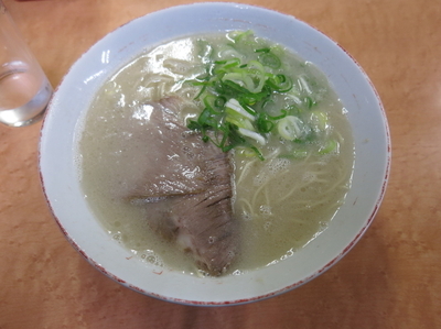 「煮玉子らーめん：650円」@長浜ナンバーワン 祇園店の写真