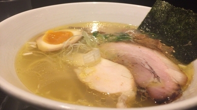 「らー麺 塩」@麺行使 伊駄天 静岡店の写真