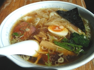 「ワンタンメン750円」@手打ラーメン ふくふくの写真