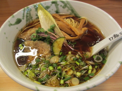 「らーめん正油￥７３０」@ロ麺ズの写真