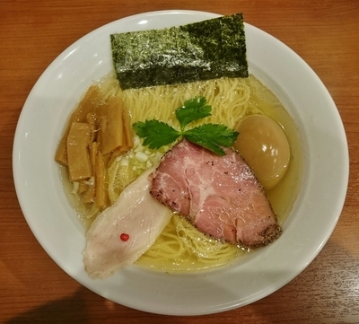 「味玉塩ラーメン \870」@中華そば 七麺鳥の写真