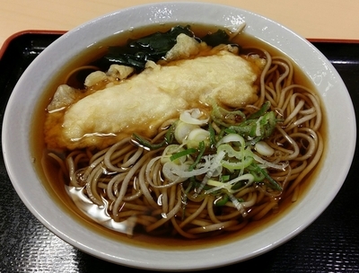 「とり天そば 410円」@名代 富士そば 荻窪店の写真