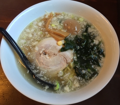 「塩ラーメン+煮玉子(¥700+¥100)」@蓮華の写真