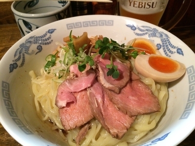 「油そば大盛（850円）特増し（300円）エビスビールお通し付き（」@燦燦斗の写真