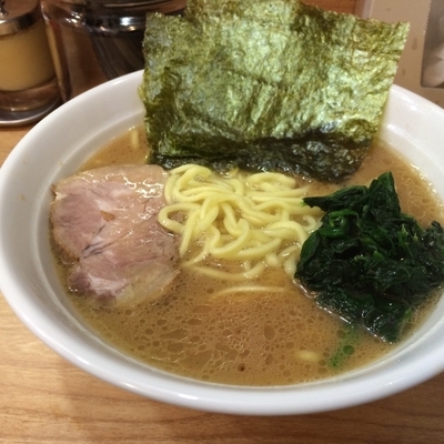 「ラーメン 650円」@横浜家系  おか家の写真