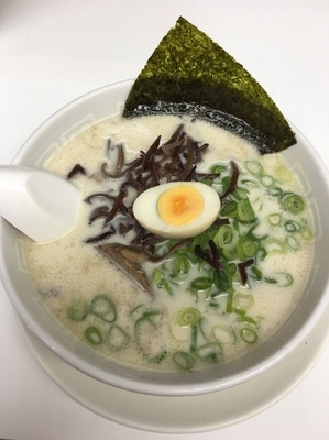 「ラーメン500円」@博多天神 歌舞伎町一番街通り店の写真