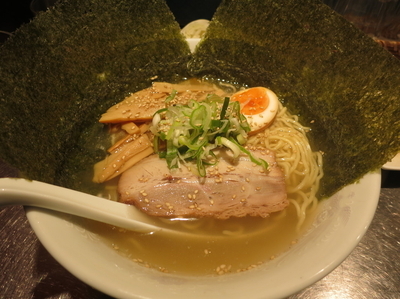 「あっさり塩　750円　その他いろいろ」@さんじの写真