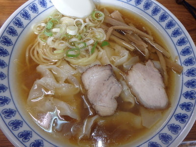 「ワンタン麺(800円)」@ふくまる軒の写真