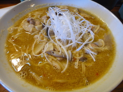「【期間限定】きのこ仕立てのミソラーメン」@中華そばつけそば 千思萬考の写真