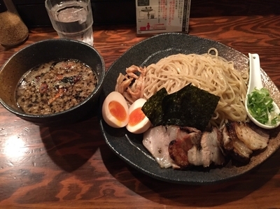 「つけ麺もつ」@龍の家 新宿小滝橋通り店の写真