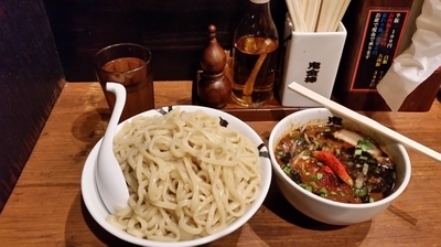 「カラシビつけ麺　特盛　マシマシ」@カラシビ味噌らー麺・つけ麺 神田本店の写真