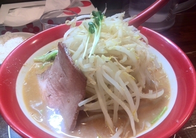 「ジョニーの味噌730円野菜もりもり100円半ライス0円」@手打ち極太麺 ジョニーの味噌の写真