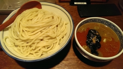 「辛味つけ麺、特盛」@つけ麺専門店 三田製麺所 渋谷道玄坂店の写真