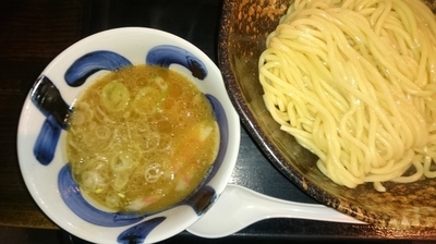 「つけ麺 ￥810(あつもり・大盛サービス)」@三ツ矢堂製麺 中目黒本店の写真