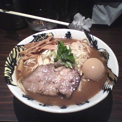 「鷹虎ラーメン大+味玉」@麺屋武蔵 鷹虎の写真