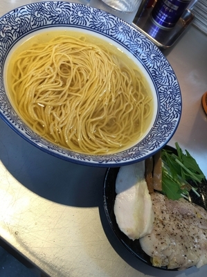 「俺の大和＋肉の日チャーシュー（鶏胸肉）」@豚骨一燈の写真