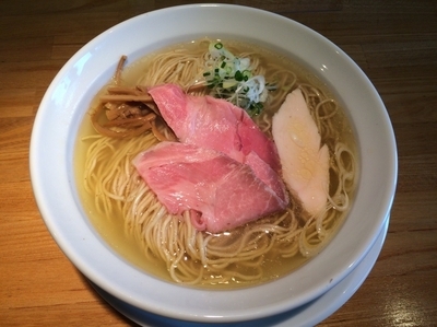 「鶏しおらーめん」@らーめん専門 うしおととりの写真