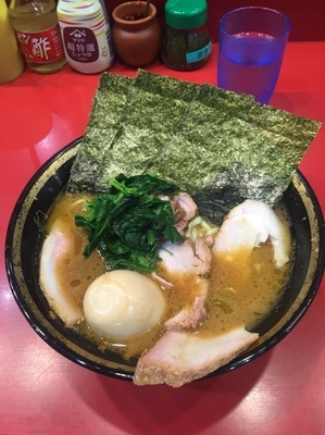 「チャーシュー麺+味玉」@家系総本山 ラーメン吉村家の写真
