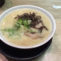 あっさり豚骨ラーメン 680円