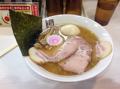 「特製煮干しらーめん」@煮干しらーめん 玉五郎 阪急三番街店の写真