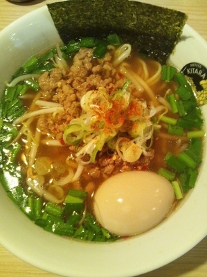 「台湾らーめん（味玉トッピング）」@肉そば なおじの写真