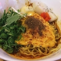 汁なし担々麺スパイシーカレー（700円）＋炙りチーズ