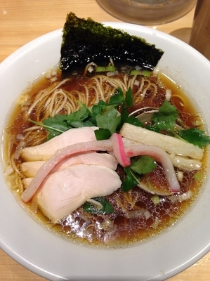 「蛤そば」@Ginza Noodles むぎとオリーブの写真