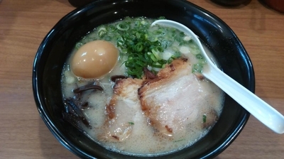 「味玉らーめん」@らーめん味味 三ノ輪店の写真