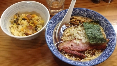 「八王子ベーコン乗っけ(限定)＋炊き込みご飯(限定)」@麺処 いし川の写真